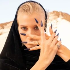 Midnight Serenade - AW2418 - 10ml Gel Polish -Bluesky Cosmetics AW2418 06