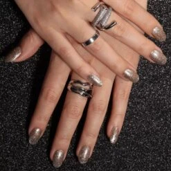 Bluesky Dazzling Platinum Gel Polish - BDP03 - Steal The Show -Bluesky Cosmetics BDP0302 50