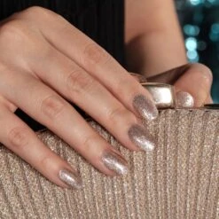 Bluesky Dazzling Platinum Gel Polish - BDP04 - Strong Look -Bluesky Cosmetics BDP0401 50