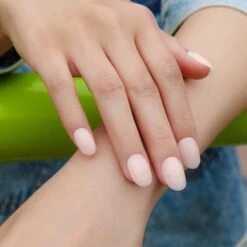 Nude Enchantment - BNR02 - 10ml Rubber Base Coat 14 Nude Enchantment - BNR02 - 10ml Rubber Base Coat -Bluesky Cosmetics BNR02 02