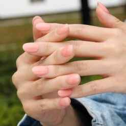 Peach Glow - BNR06 - 10ml Rubber Base Coat 15 Peach Glow - BNR06 - 10ml Rubber Base Coat -Bluesky Cosmetics BNR06 01