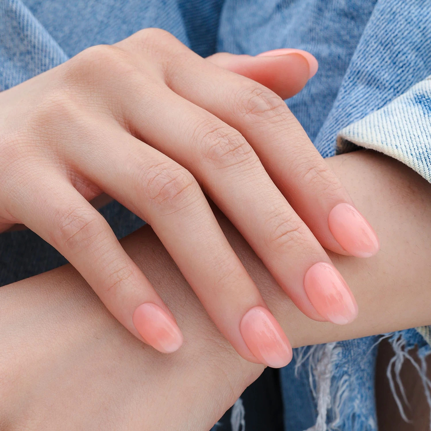 Peach Glow - BNR06 - 10ml Rubber Base Coat 3 Peach Glow - BNR06 - 10ml Rubber Base Coat - Image 3