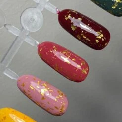 Bluesky No Wipe Top Coat - GLT01 - Golden Flake 8 Bluesky No Wipe Top Coat - GLT01 - Golden Flake -Bluesky Cosmetics GoldenFlakeTopCoat