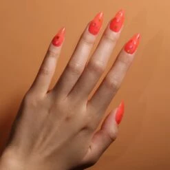 Bluesky No Wipe Top Coat - Neon Heart -Bluesky Cosmetics HEART A3 02