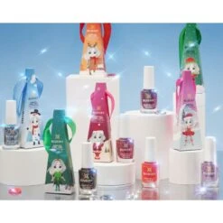 Bluesky Kids Airkiss Christmas Exclusive Bauble - 5ml - Christmas Tree -Bluesky Cosmetics KidsBaubles 637d53d1 05b2 439f a79a e1cf37bd3545