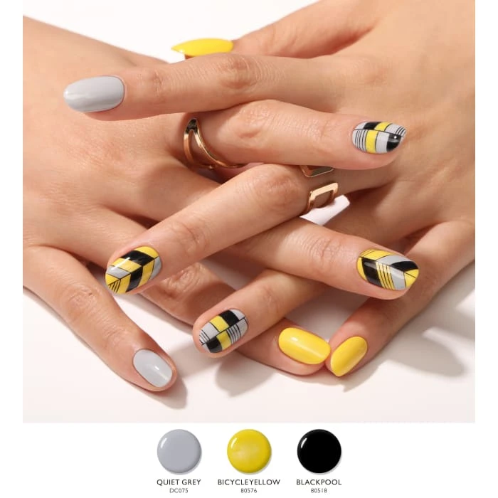 Bluesky Gel Polish - QUIET GREY - DC075 4 Bluesky Gel Polish - QUIET GREY - DC075 - Image 4