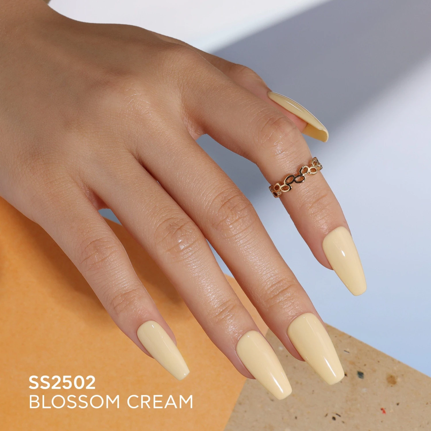 Blossom Cream - SS2502 - 10ml Gel Polish 3 Blossom Cream - SS2502 - 10ml Gel Polish - Image 3