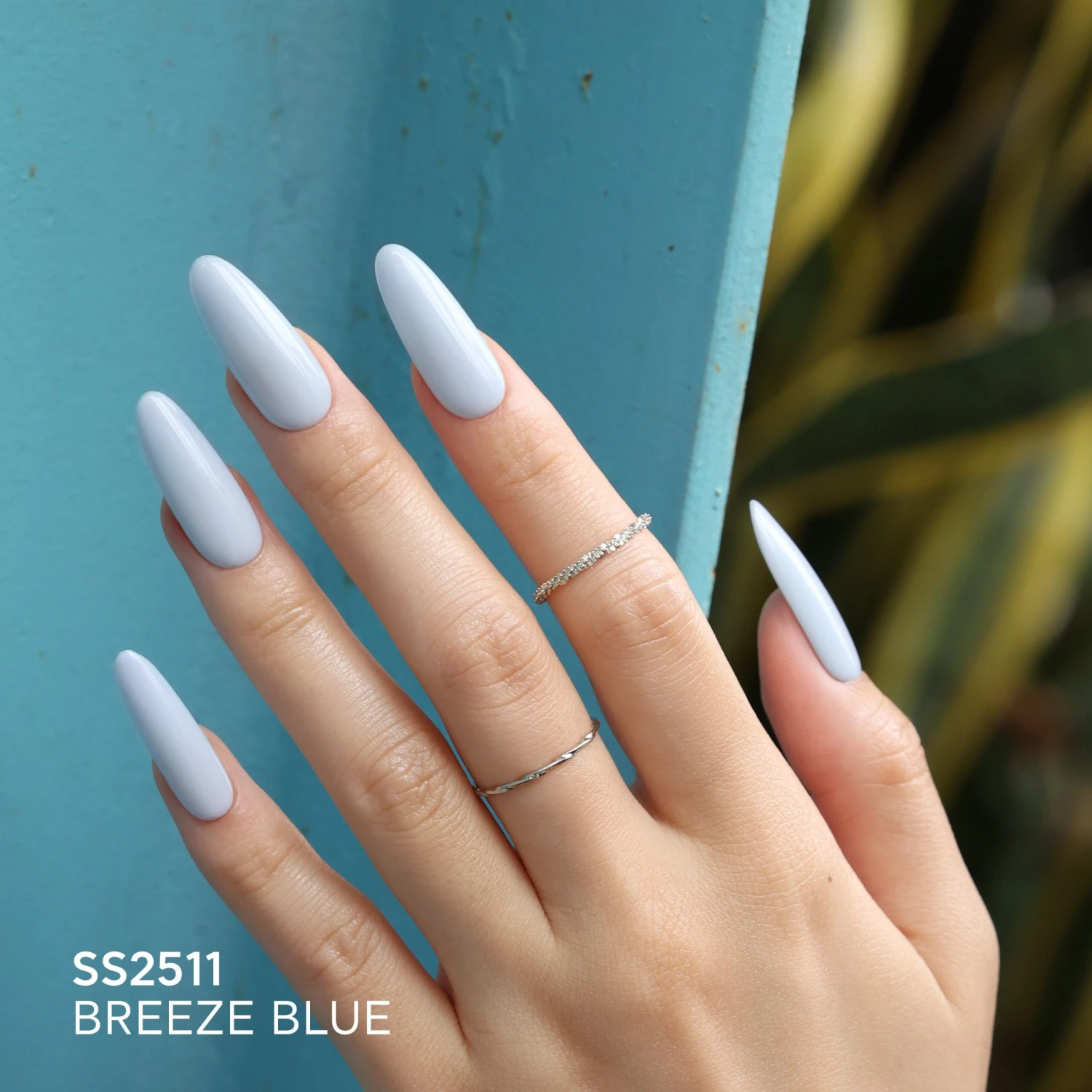 Breeze Blue - SS2511 - 10ml Gel Polish 3 Breeze Blue - SS2511 - 10ml Gel Polish - Image 3