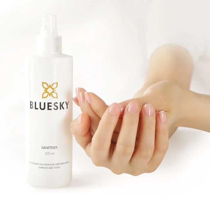 3 In 1 Dehydrator, Cleanser & Sanitiser 2 3 In 1 Dehydrator, Cleanser & Sanitiser - Image 2