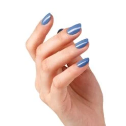 Bluesky Gel Polish - ALPS SLOPES - AW2020 -Bluesky Cosmetics bluesky gel polish alps slopes aw2020 autumn aw20 blue bright christmas blueskycosmetics cosmetics nail finger 772